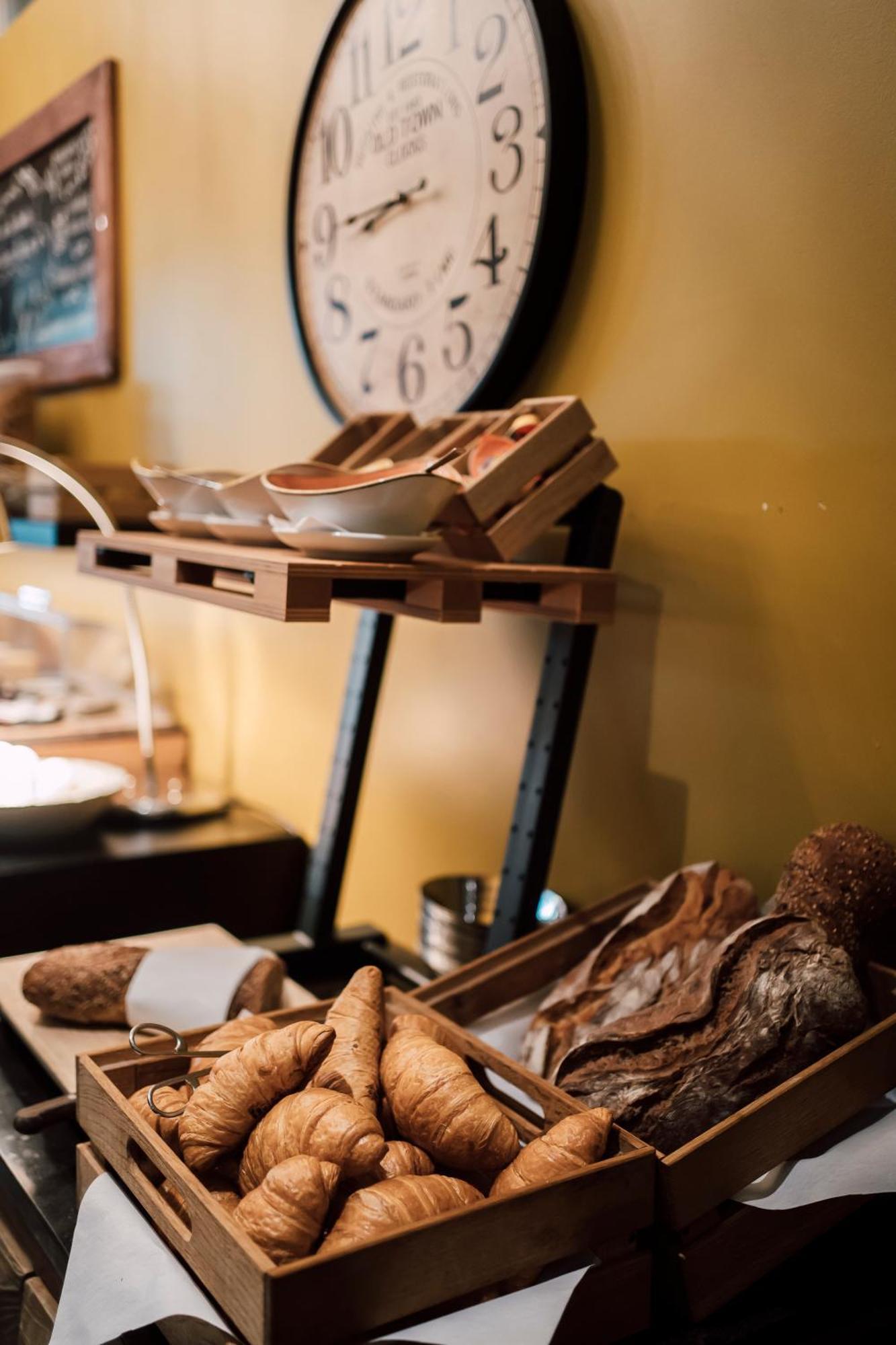 Blue City Boutique Hotel Baden Ngoại thất bức ảnh